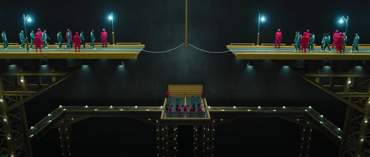 Una scena del Tiro alla fune da Squid Game