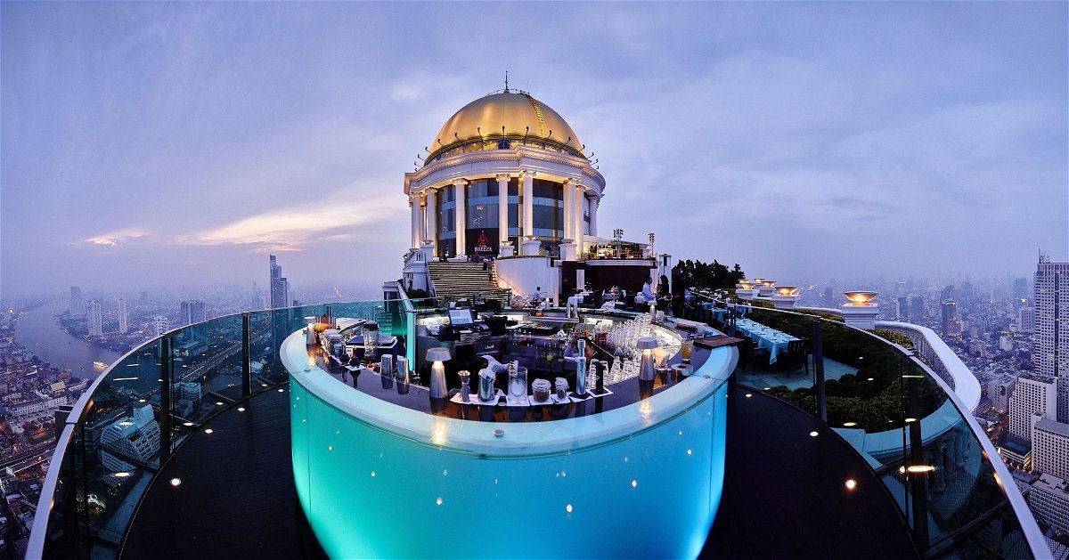 Lo Sky bar del Lebua Hotel in cima alla State Tower