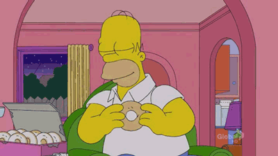 Clicca per vedere l'immagine originale Homer si inietta una ciambella in vena come se fosse una droga