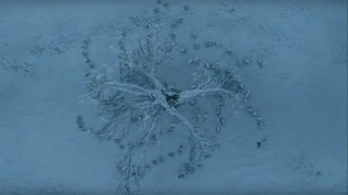 GoT 6: l'albero diga del Re della Notte nella neve