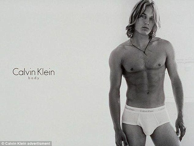 Travis Fimmel Travis Fimmel per Calvin Klein