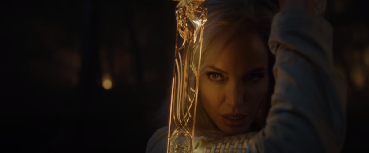 Angelina Jolie è la Thena del Marvel Cinematic Universe Angelina Jolie è Thena in Eternals
