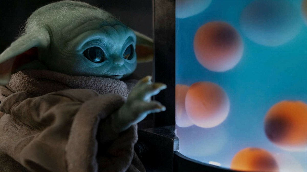 Baby Yoda osserva le uova di Frog Lady