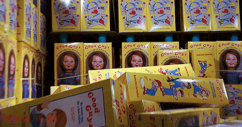 Chucky tra i giocattoli
