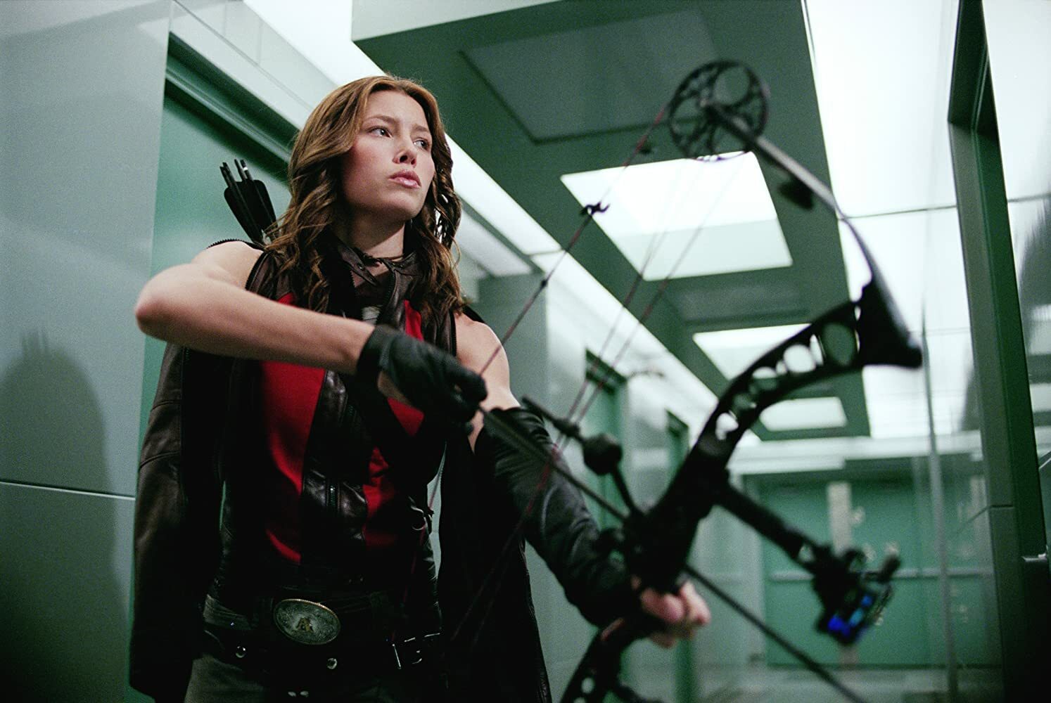 Clicca per vedere l'immagine originale Jessica Biel nel film Blade: Trinity