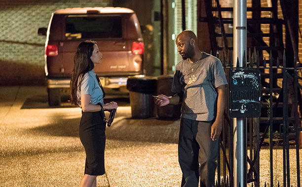 Nelsan Ellis e Lucy Liu nei prossimi episodi di Elementary 5 Shinwell Johnson e Joan Watson nella quinta stagione di Elementary