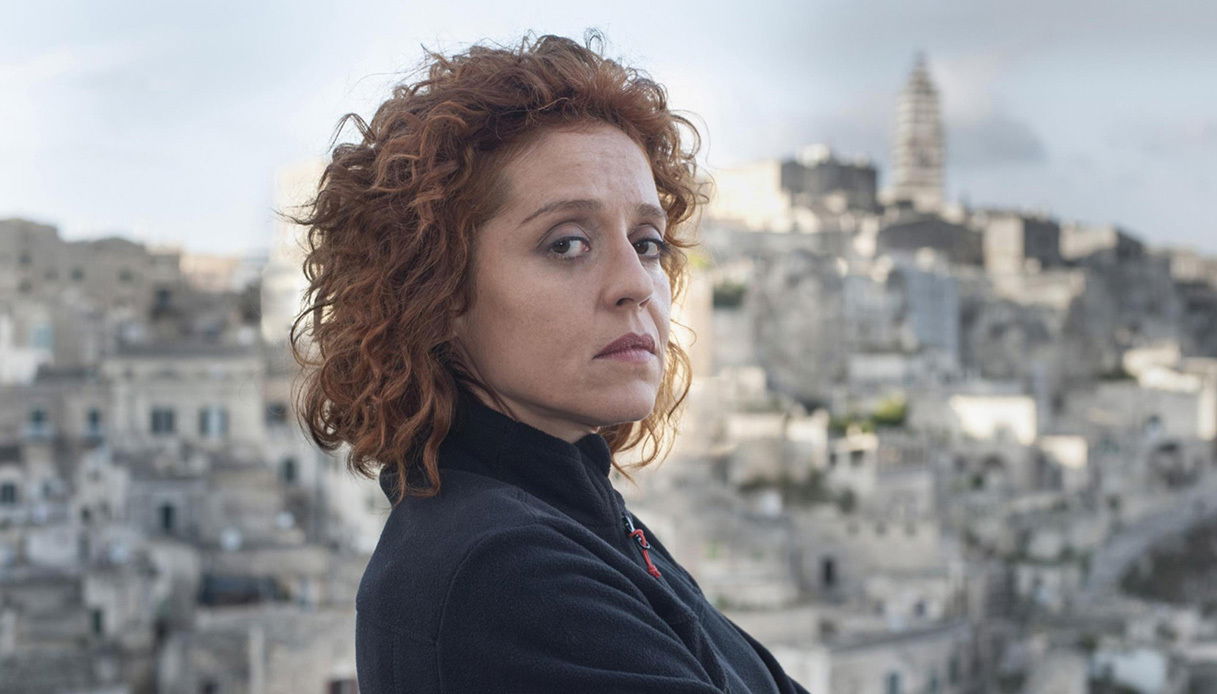 Imma Tataranni 2: tutto quello che c'è da sapere Vanessa Scalera nella serie Imma Tataranni - Sostituto procuratore