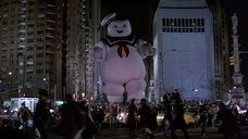 Copertina di Stay Puft, la storia e le origini dell'omino dei marshmallow dei Ghostbusters