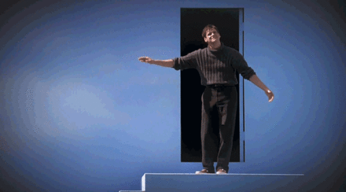 Click để xem ảnh gốc Diễn viên Jim Carrey trong một cảnh trong phim The Truman Show
