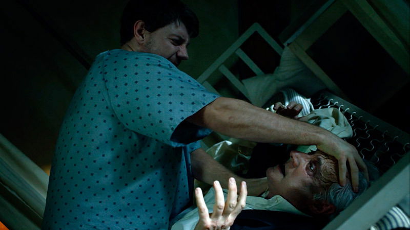 Outcast: Kyle contro Sidney Outcast episodio 2x06