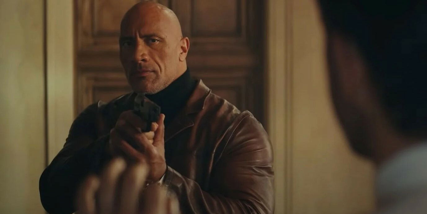 Ανακοίνωση για το The Rock in Red Κοντινό πλάνο του The Rock