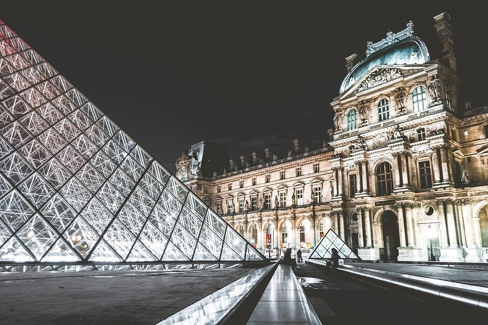 Museo Louvre Parigi