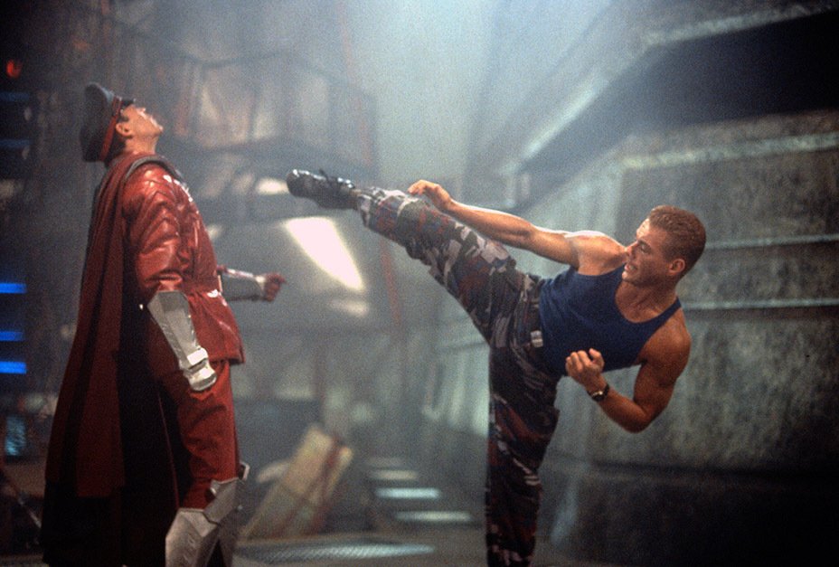 Van Damme in una scena di Street Fighter - Sfida finale 