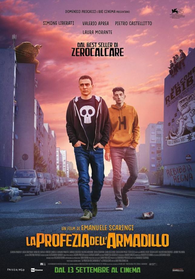 La Profezia dell'Armadillo, dal 13 settembre al cinema Zero (Simone Liberati) e Secco (Pietro Castellitto) nel poster ufficiale del film
