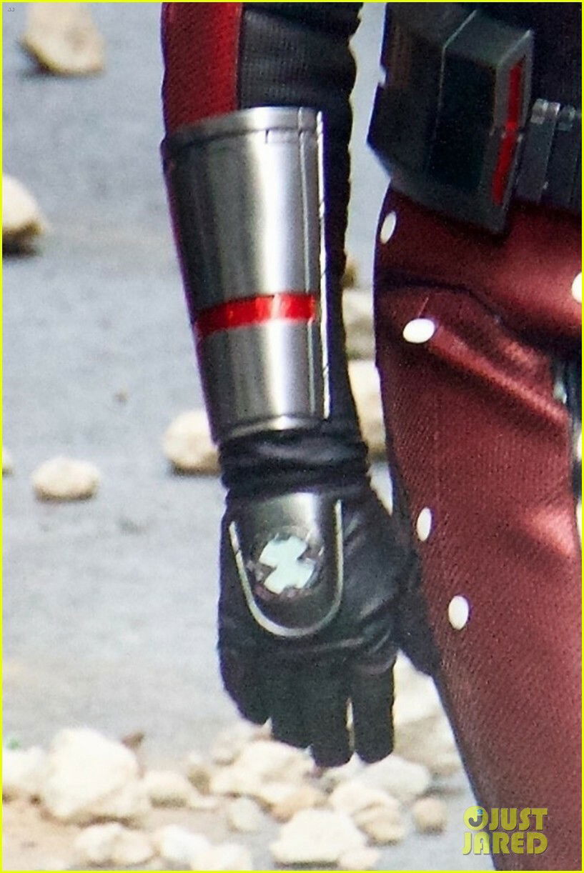 Strani dispositivi sul costume di Ant-Man