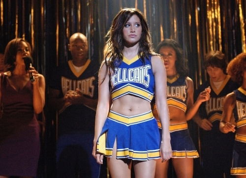Clicca per vedere l'immagine originale Ashley Tisdale in Hellcats