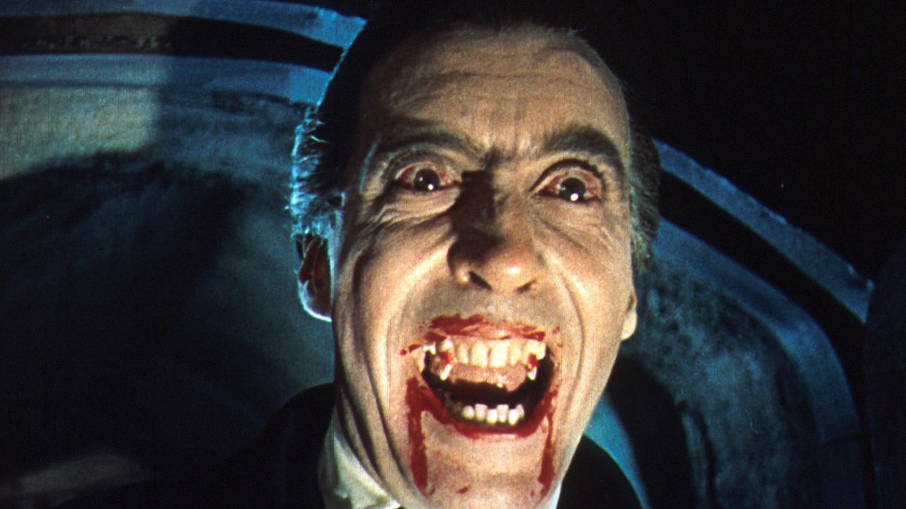 Clicca per vedere l'immagine originale Christopher Lee nei panni di Dracula