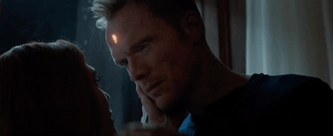 Clicca per vedere l'immagine originale Paul Bettany è Visione nel trailer di Avengers: Infinity War