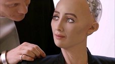 Copertina di Sophia, il primo robot al mondo ad ottenere il diritto di cittadinanza