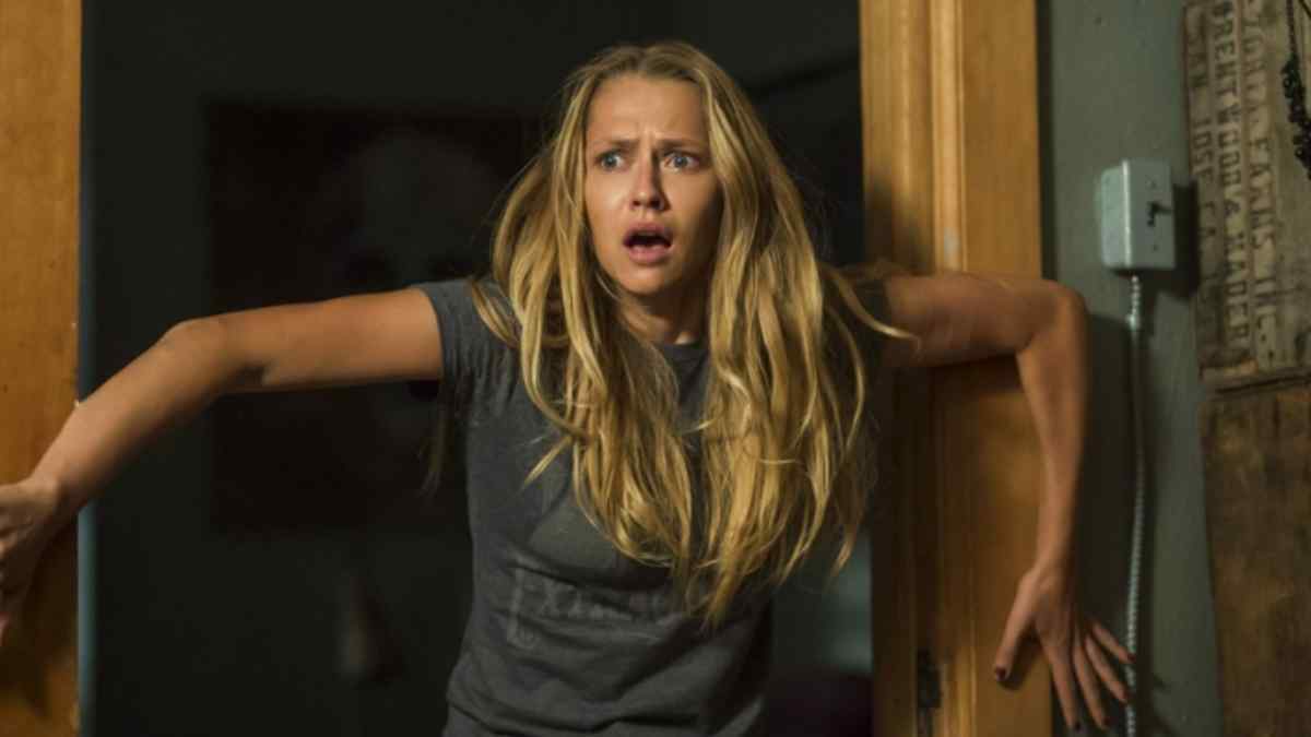 Clicca per vedere l'immagine originale Teresa Palmer in Lights Out