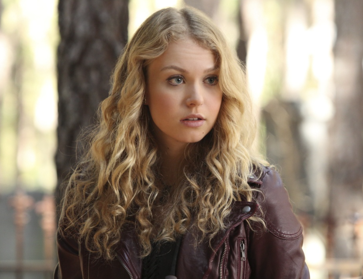 Clicca per vedere l'immagine originale Penelope Mitchell nel ruolo di Liv Parker