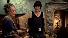 Copertina di Una clip di Dowton Abbey con protagonista Lady Violet saluta l'arrivo del film nelle sale italiane