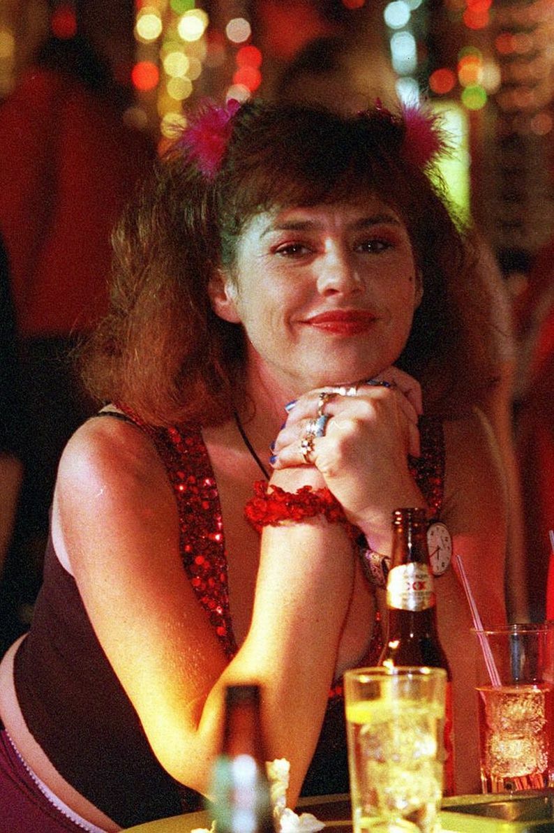 Clicca per vedere l'immagine originale Denise Black interpreta Hazel Tyler in Queer as Folk UK