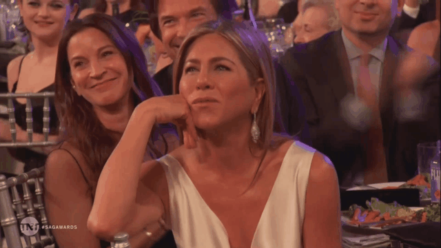 Copertina di Brad Pitt e Jennifer Aniston: la vittoria e la reunion ai SAG Awards