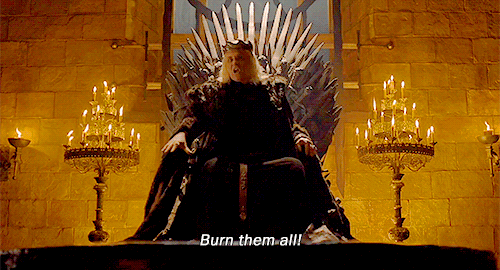 Clicca per vedere l'immagine originale Gif di Aerys Targaryen