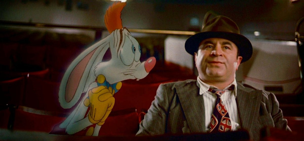 Chi ha incastrato Roger Rabbit unisce elementi reali e cartoni animati