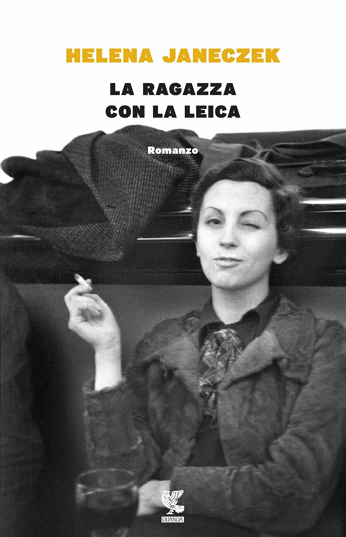 La copertina italiana di La ragazza con la leica