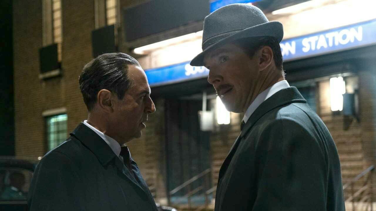Clicca per vedere l'immagine originale Merab Ninidze e Benedict Cumberbatch insieme ne L'ombra delle spie