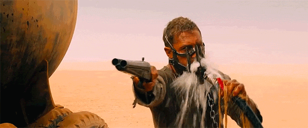 Copertina di Tom Hardy svela che potrebbero essere in arrivo altri film su Mad Max