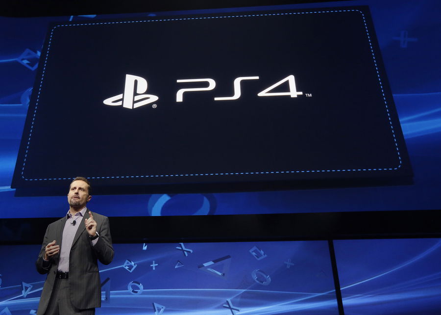 PS4 è alla fine del suo ciclo vitale, in futuro spazio a PS5 Andrew House alla presentazione di PlayStation 4