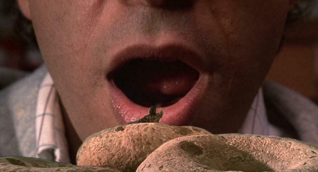 Clicca per vedere l'immagine originale I protagonisti del film diventano microscopici