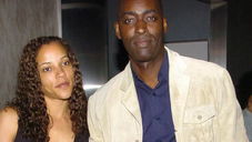 Copertina di Michael Jace di The Shield condannato per l'omicidio della moglie
