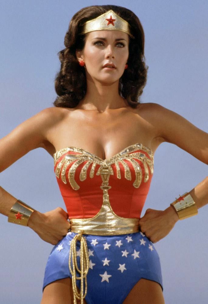 Clicca per vedere l'immagine originale Lynda Carter in Wonder Woman