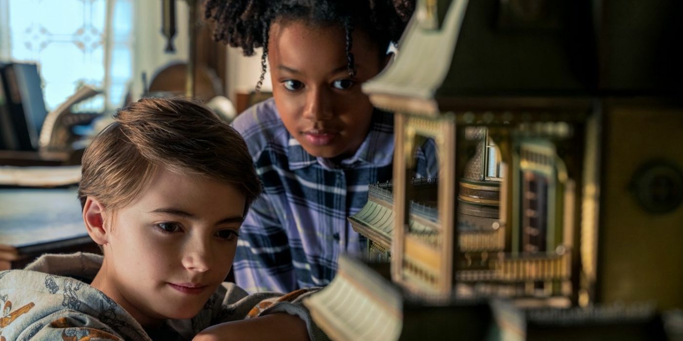 Clicca per vedere l'immagine originale Il cast di Locke & Key