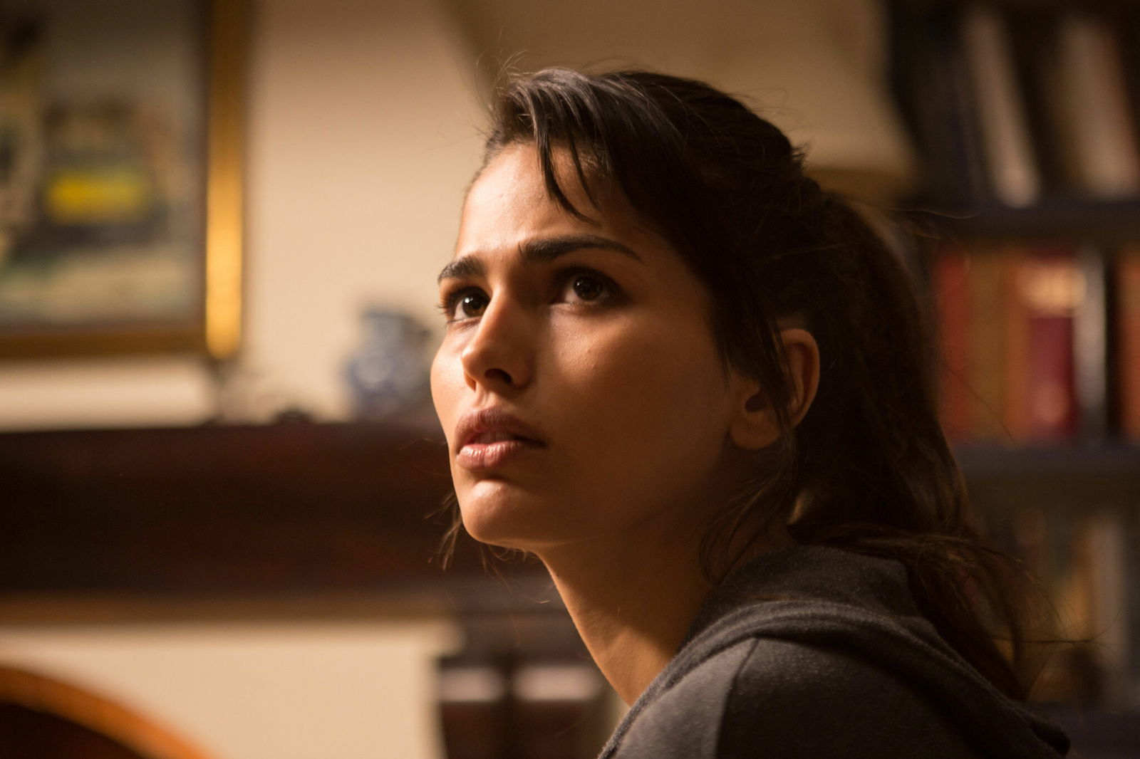 Clicca per vedere l'immagine originale Sara Sálamo in una scena del film Tutti lo sanno