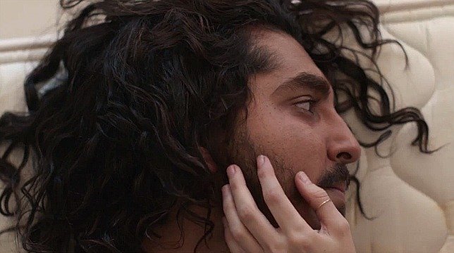 Dev Patel interpreta Saroo adulto in Lion