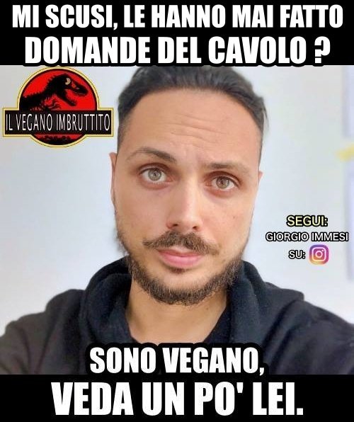 Giorgio Immesi in uno dei suoi meme vegan