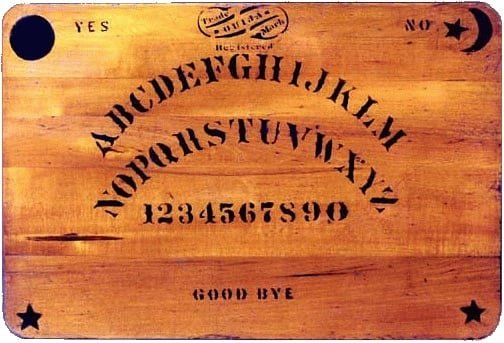 La prima versione della tavola Ouija, creata nel 1890 