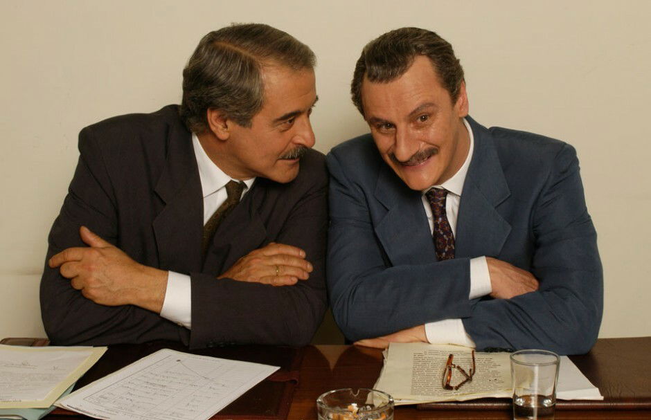 Clicca per vedere l'immagine originale Ennio Fantastichini e Giorgio Tirabassi sono Falcone e Borsellino nella mini-serie Paolo Borsellino