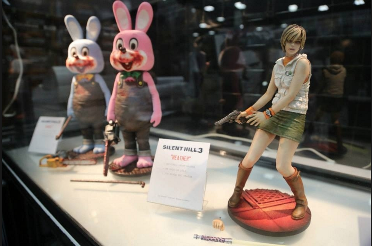 Heather Mason e Robbie the Bunny Exclusives