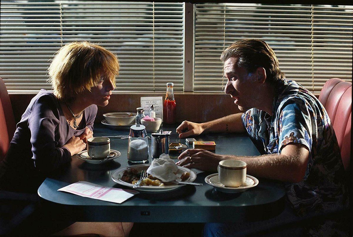 Amanda Plummer e Tim Roth in una scena del film Pulp Fiction