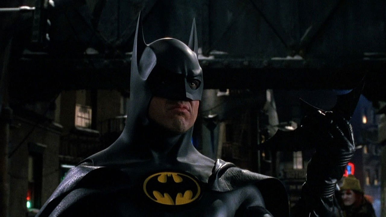 Clicca per vedere l'immagine originale Michael Keaton è già stato un supereroe in Batman di Tim Burton del 1989