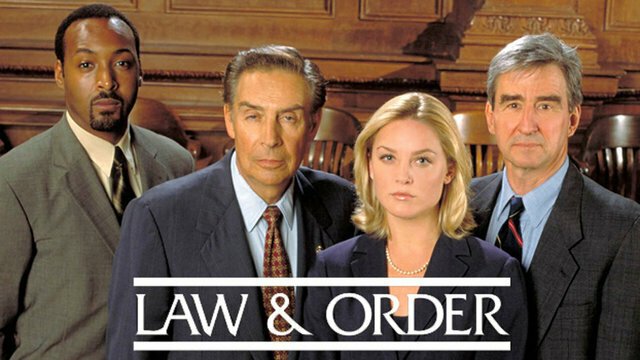 Alcuni protagonisti di Law & Order, longeva serie TV iniziata negli anni '90