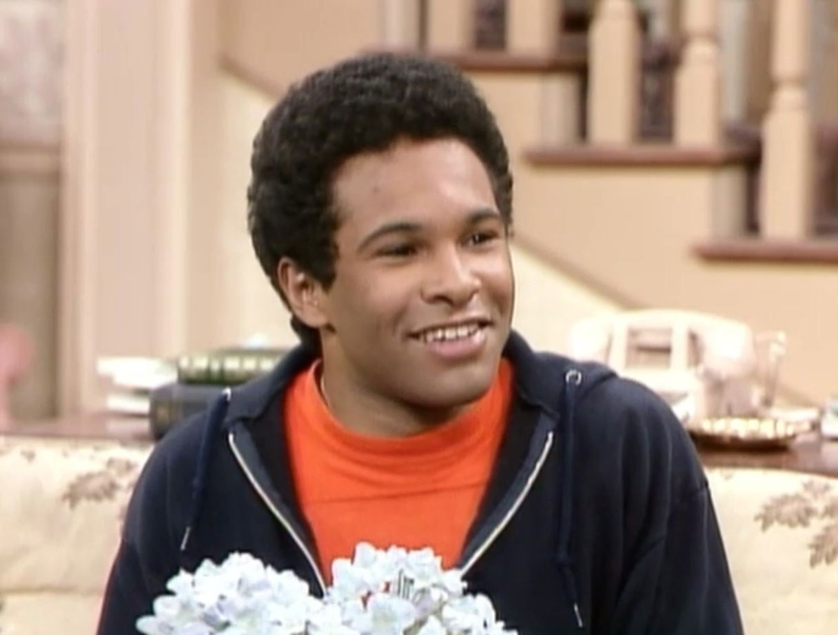 Clicca per vedere l'immagine originale Alvin Tibideaux è interpretato da Geoffrey Owens