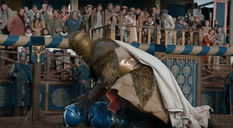 Copertina di Game of Thrones è anche al Super Bowl LIII... in uno spot di Bud Light: la versione estesa