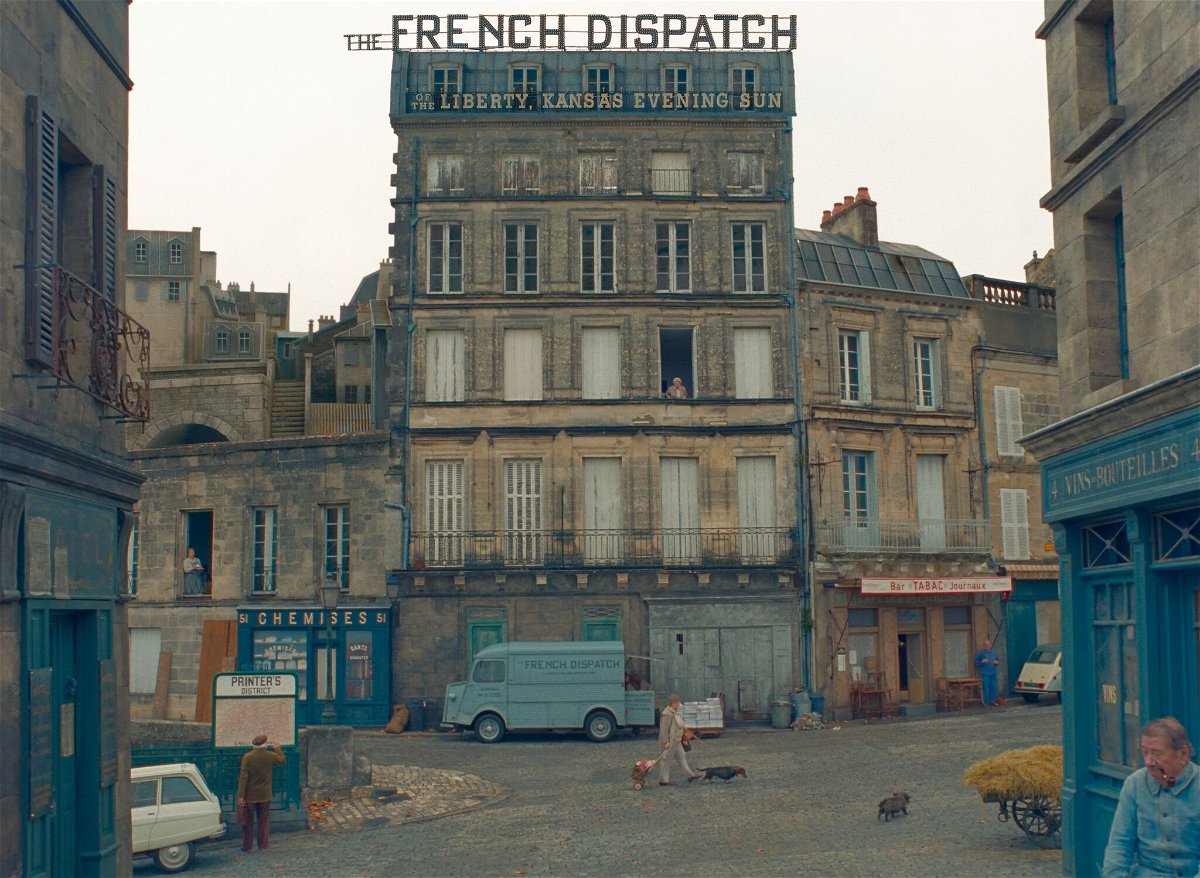 Το κτίριο που στεγάζει το γραφείο σύνταξης του The French Dispatch